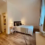 Palazzo Pitagora Гостевой дом