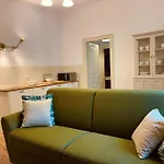 Palazzo Pitagora Гостевой дом 4*
