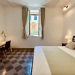 Palazzo Pitagora Гостевой дом