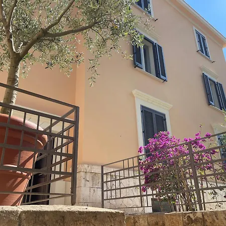 招待所 Palazzo Pitagora