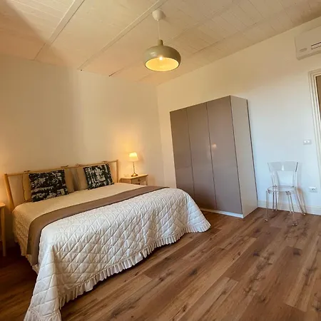 Palazzo Pitagora Guest house Taranto