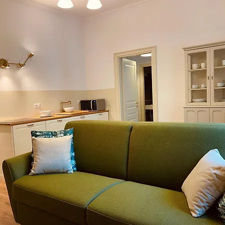 Palazzo Pitagora Πανσιόν 4*