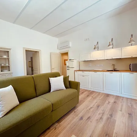 招待所 Palazzo Pitagora