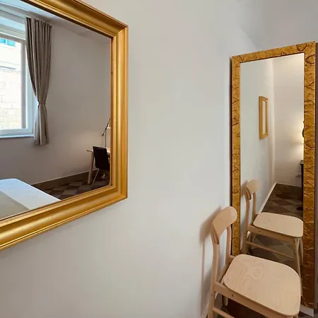 招待所 Palazzo Pitagora